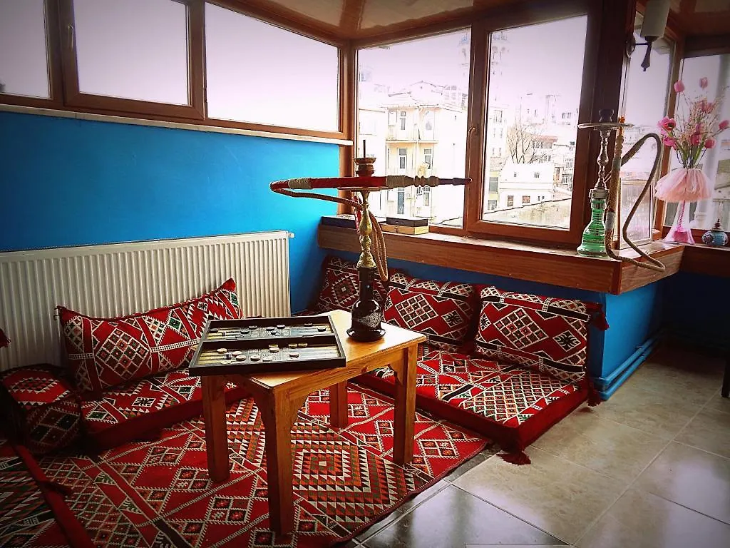Galata West Hostel اسطنبول